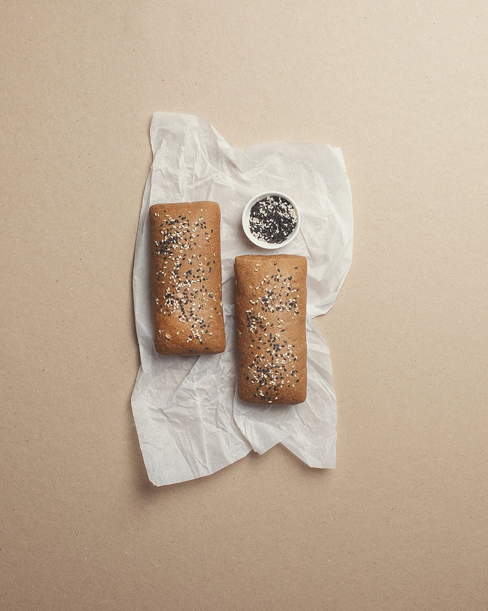 მუქი სენდვიჩის პური მარცვლეულით 110გრ