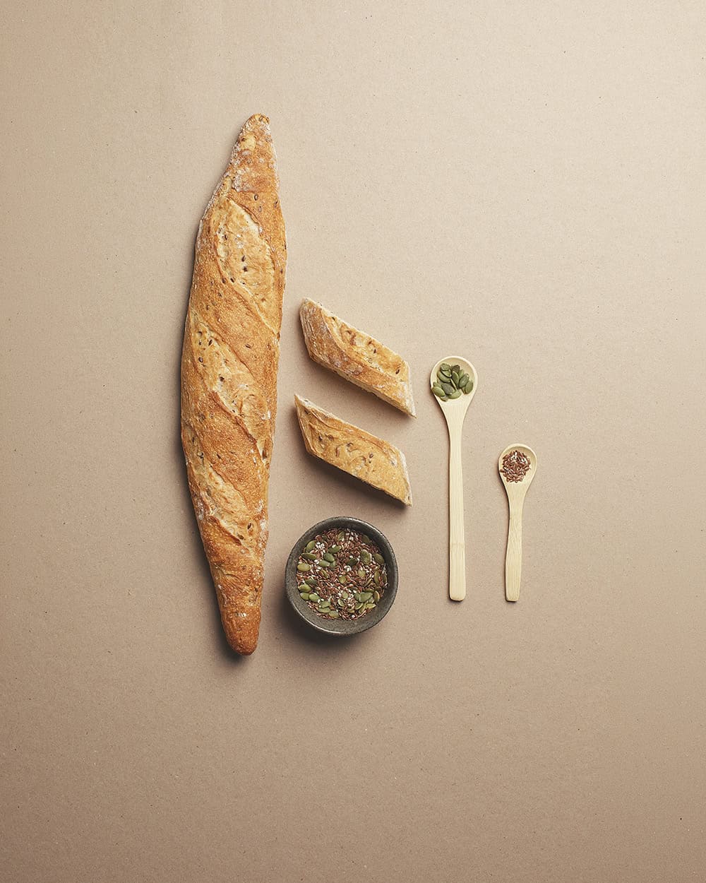 ქვის ბაგეტი მარცვლეულით  250გრ   48cm (+-5)